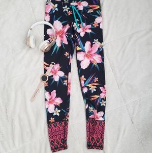 Tropical floral leggings
